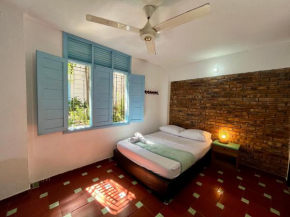 Sana Mar Hostel & Eco-Café